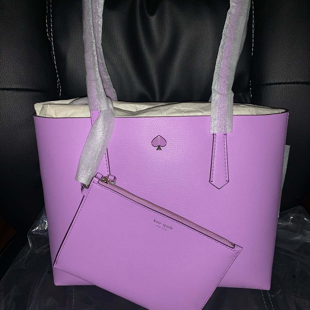 NEW KATE SPADE MOLLY TOTE W/ WRISTLET